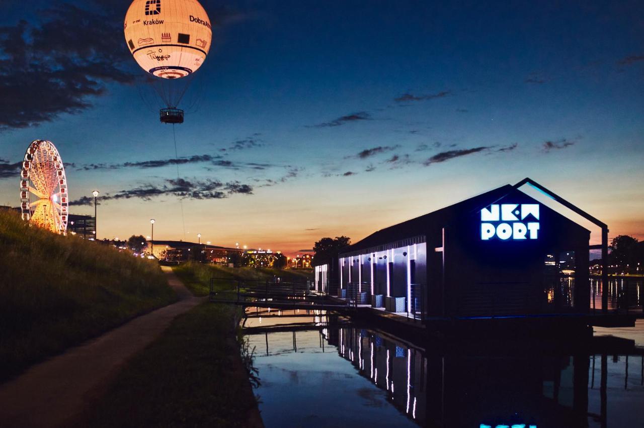 New Port - Premium Floating Aparthotel Krakow Dış mekan fotoğraf